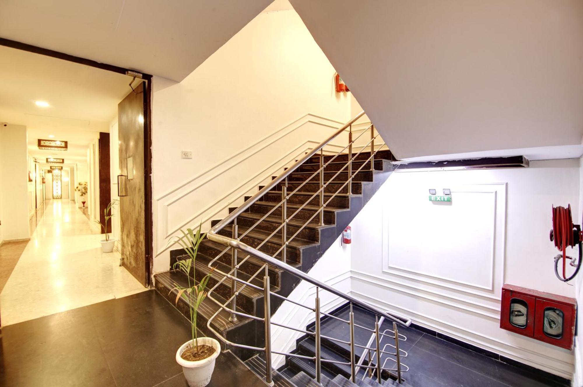 Hotel Wk Comfort - Near White Clove Neu-Delhi Exterior foto